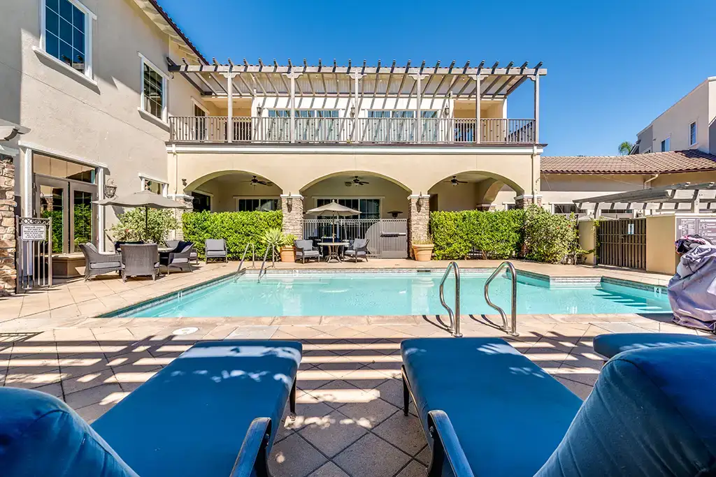 Dining area of an apartment at Healdsburg